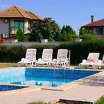помело - Family Pomelo Villa *