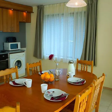 Villa помело - Family Pomelo Bŭlgarevo