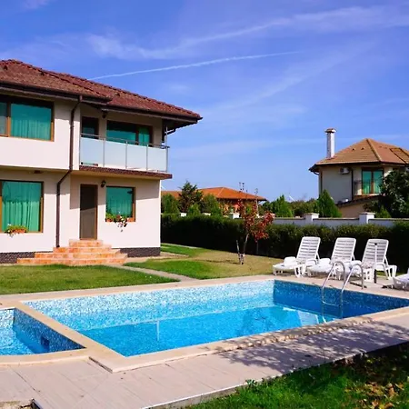 помело - Family Pomelo Villa *