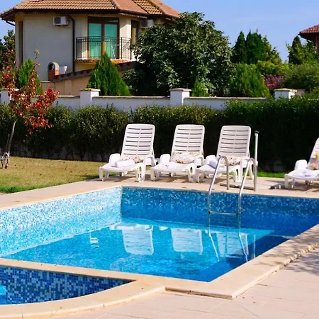 Villa помело - Family Pomelo