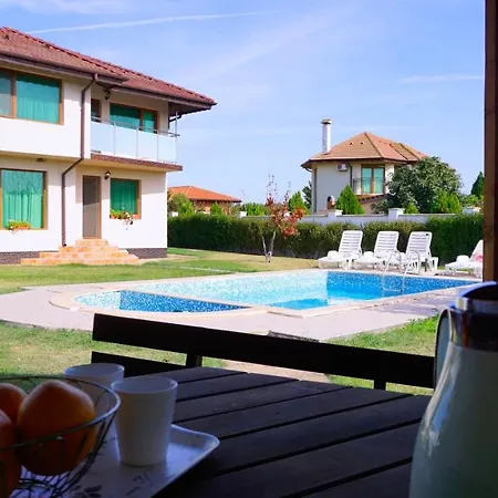 Villa помело - Family Pomelo